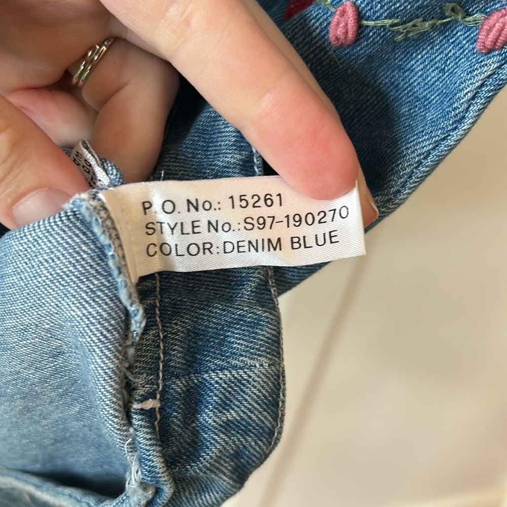 Vintage Northern Isles Embroidered Denim Vest — Blue with Pink Floral Accents L - Picture 6 of 6
